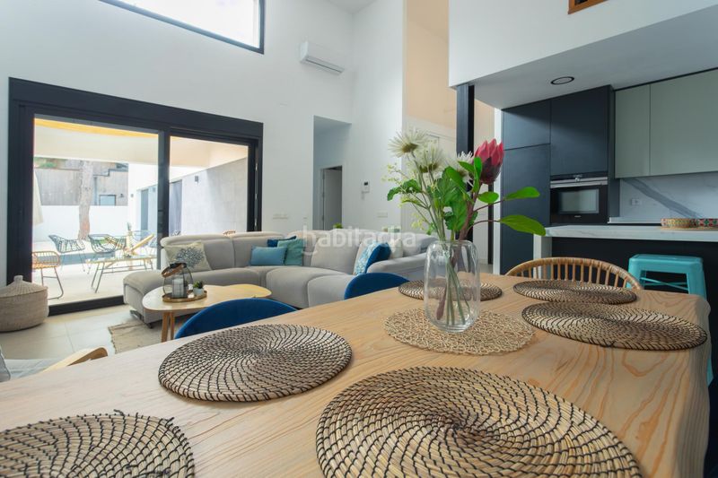 Foto 78467b6b-9497-4914-adeb-02d169c9d23e. Chalet  en La Barrosa Chiclana de la Frontera