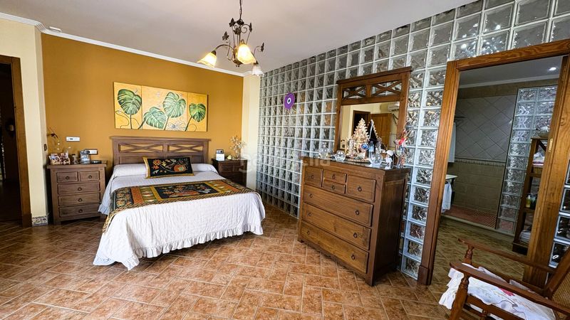 Foto 46ae8338-339f-4ec9-9fce-5301228cbd50. Casa adossada amb aparcament piscina a Arcos de la Frontera