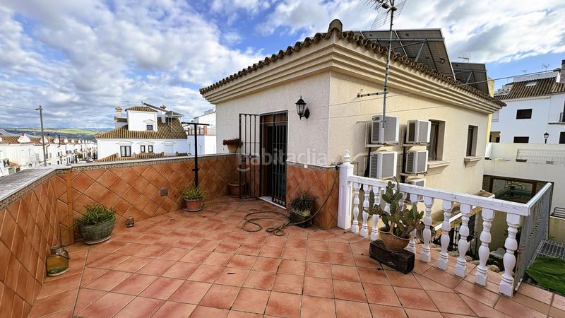 Foto a597de4d-5b8e-452a-8db7-d5ae2622f923. Casa adossada amb aparcament piscina a Arcos de la Frontera