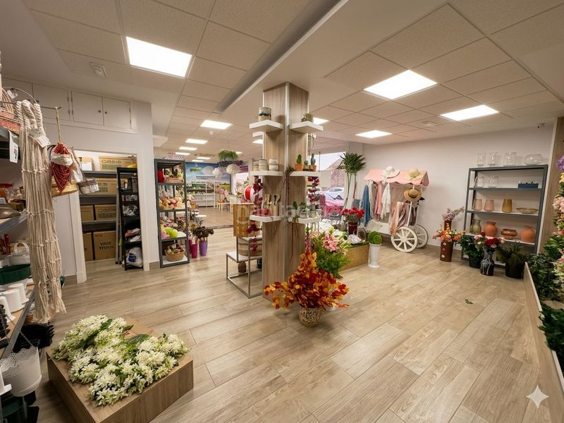 Foto eac11dc4-9ee1-484a-8019-b59e38376f4e. Local comercial a Arcos de la Frontera