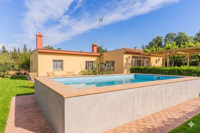 Foto ea4339bf-0ca9-4c62-a6eb-d507e4b4b4c3. Xalet amb aparcament piscina a Los Franceses - La Vega Chiclana de la Frontera