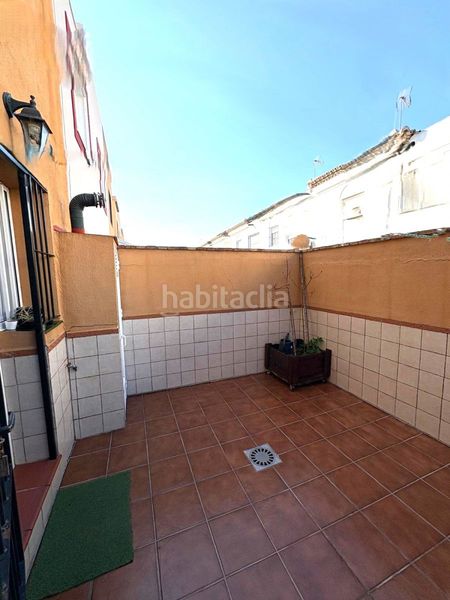 Foto cbdc9349-5339-493a-9c6e-6a7b4c3f23d7. Casa adossada a Núcleo urbano Chiclana de la Frontera