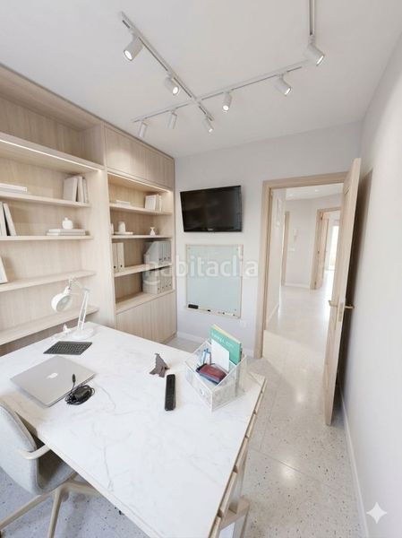 Foto ebfb7e88-3f4e-40f7-8171-cc3900e5d7bb. Casa adossada a Núcleo urbano Chiclana de la Frontera