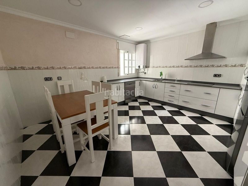 Foto 2640440c-b82d-43d6-b23d-9d8b81f0f088. Apartament a Conil Conil de la Frontera