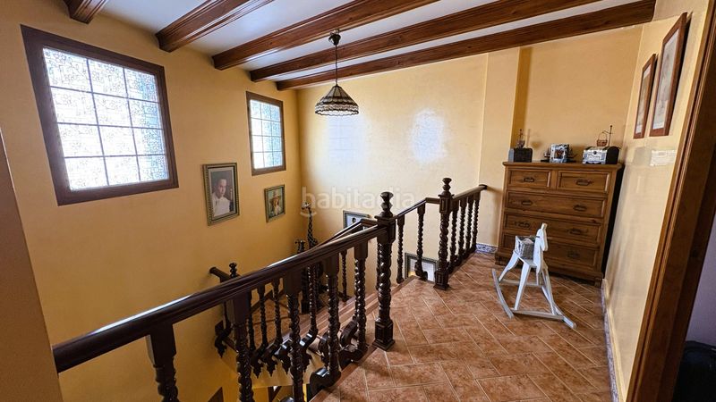 Foto a170f5f2-c0b1-40da-93e0-fac3bf01585b. Casa aparellada amb aparcament a Arcos de la Frontera