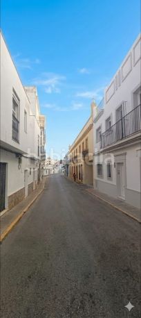 Foto 21c45d35-f7d0-4865-a3b0-82dbd501d327. Edifici a Núcleo urbano Chiclana de la Frontera