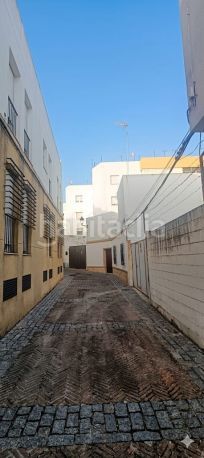 Foto a3241bf2-3bf6-4767-9722-a069b30753e3. Edifici a Núcleo urbano Chiclana de la Frontera