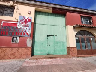 Geschäftsraum  Avenida del trabajo. Nave