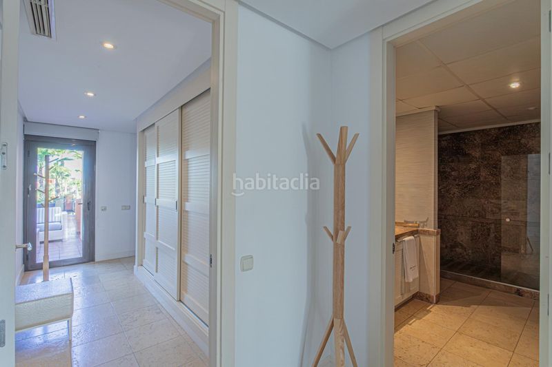 Foto 1091f9d6-abc1-4a04-972c-426dcb57ee09. Apartament amb aparcament piscina a Los Gallos Chiclana de la Frontera