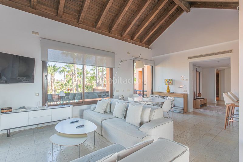 Foto 183806ed-7ae0-4a7a-93b0-2e9343fe29fd. Apartament amb aparcament piscina a Los Gallos Chiclana de la Frontera