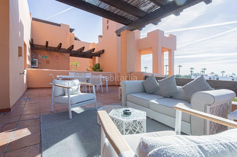 Foto 2700fce5-565e-4d0e-aaf9-96bb19ff6c2f. Apartament amb aparcament piscina a Los Gallos Chiclana de la Frontera