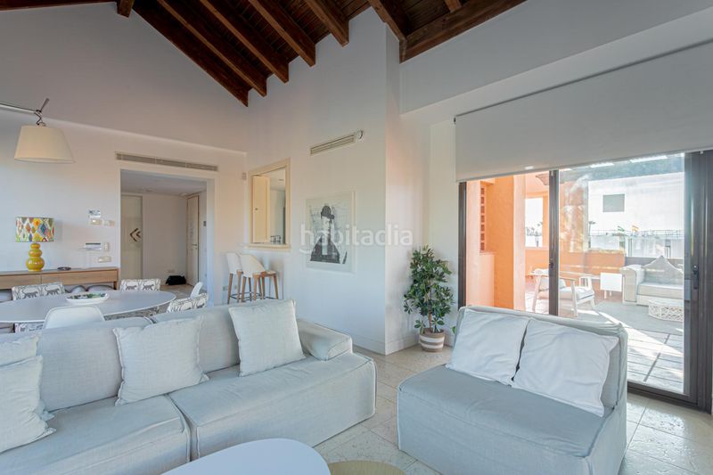 Foto 5bd9b6a1-45de-452f-a882-3f522149dcfd. Apartament amb aparcament piscina a Los Gallos Chiclana de la Frontera