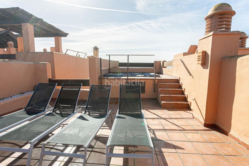 Foto 641a71a7-6d69-4744-936a-1776fb370b50. Apartament amb aparcament piscina a Los Gallos Chiclana de la Frontera