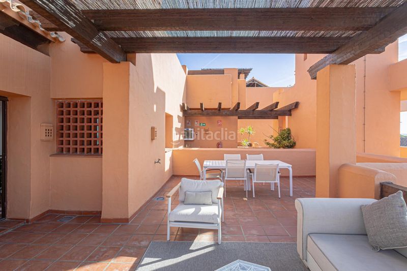 Foto ac47c9fa-796d-45ad-a4b9-0b69fb734b22. Apartament amb aparcament piscina a Los Gallos Chiclana de la Frontera