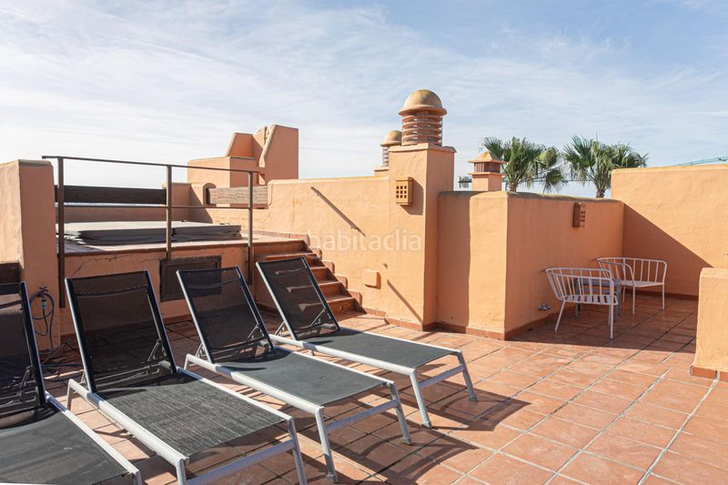 Foto e1c7e121-e197-4772-b5e5-d43e660f63b0. Apartament amb aparcament piscina a Los Gallos Chiclana de la Frontera