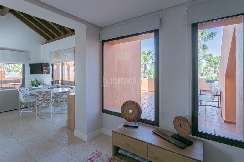 Foto e30c66da-c3a9-4ebb-9356-96a4c8e16854. Apartament amb aparcament piscina a Los Gallos Chiclana de la Frontera