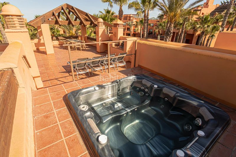 Foto fff931f2-9cea-423f-881e-914731e1febd. Apartament amb aparcament piscina a Los Gallos Chiclana de la Frontera
