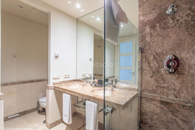 Foto 4bf594c4-6e51-4868-9cfb-c92c6cd4adbe. Apartament amb aparcament piscina a La Barrosa Chiclana de la Frontera