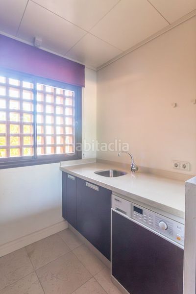 Foto 9d2c27c9-d1d1-4834-a171-8a1f040da12e. Apartament amb aparcament piscina a La Barrosa Chiclana de la Frontera