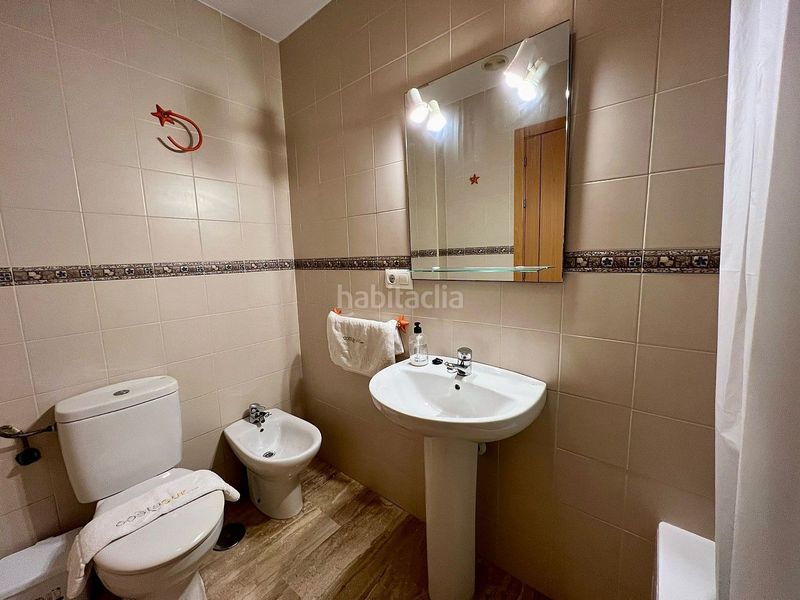 Foto f0f3779d-cb80-4c80-81cb-3bd881a7bcd8. Apartament amb aparcament a La Barrosa Chiclana de la Frontera