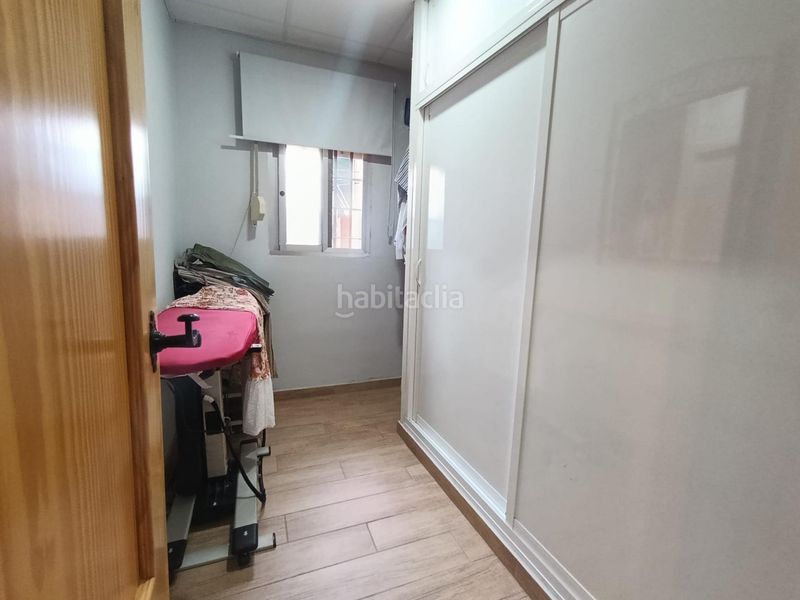 Foto b1550259-e04e-45d3-b977-6f4b46eec727. Chalet  en La Banda - Campo de Fútbol Chiclana de la Frontera