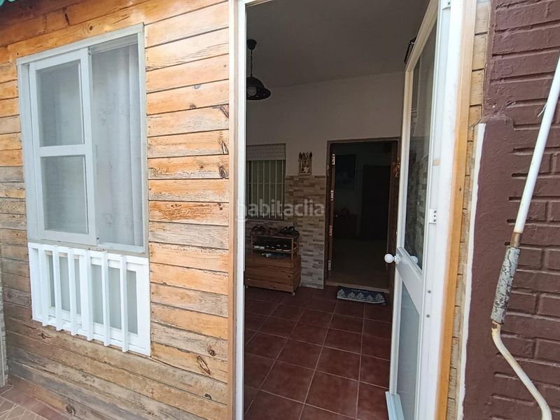 Foto c2265173-07d1-46d3-b095-d83b94b26598. Chalet  en La Banda - Campo de Fútbol Chiclana de la Frontera