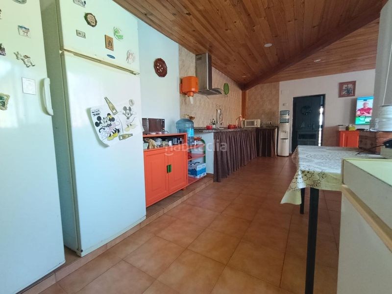 Foto d950cbcb-be8d-44f0-b8fc-e5aac22d095e. Chalet  en La Banda - Campo de Fútbol Chiclana de la Frontera