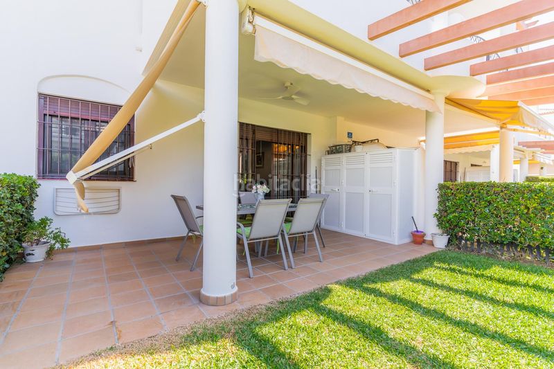 Foto 8ef2f908-0ec3-4fe4-9a43-028499787803. Apartament amb aparcament piscina a La Barrosa Chiclana de la Frontera