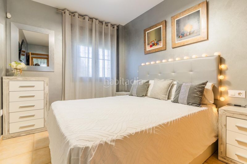 Foto fd029eb5-c2de-4288-8560-a83f8aa9f12e. Apartament amb aparcament piscina a La Barrosa Chiclana de la Frontera