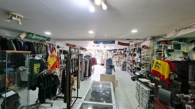 Foto 9d724168-934d-4314-a3b9-4e71e5f75d7c. Locale commerciale in El Cristo - Cayetano Roldán San Fernando