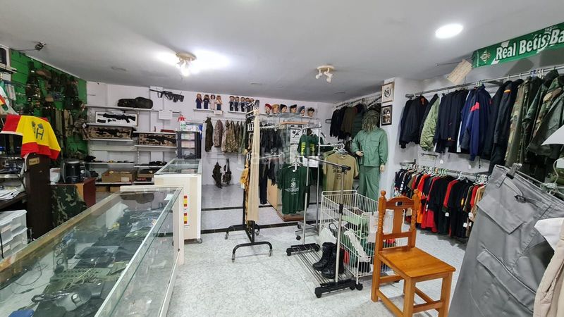 Foto c9bcb5e4-18cb-46fb-ab8d-afc8a12db431. Locale commerciale in El Cristo - Cayetano Roldán San Fernando