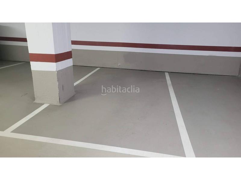 Foto dfaeeb56-2077-4e3e-9d55-4c69f86ba07c. Autoparkplatz in Abandoibarra - Guggenheim Bilbao