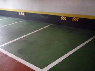 Parking coche  San francisco. Garaje en venta en zabalburu