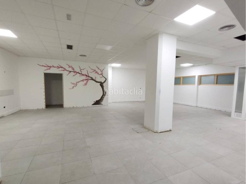 Foto dc11f01f-aae3-4020-b509-9d47823ec1ae. Rent business premise in Santutxu-Basarrate Bilbao