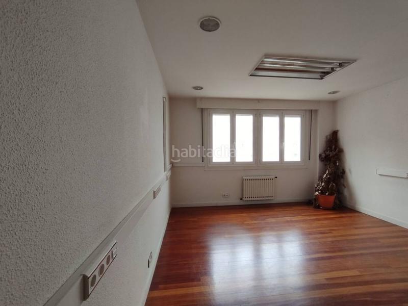 Foto 31f43586-0590-4d2c-804b-793abddc0d8a. Location bureau avec chauffage dans Sabino Arana-Jesuitas Bilbao