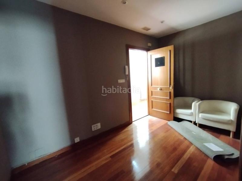 Foto 41849d70-d86d-40c4-9377-ffcbc936689d. Rent office space with heating in Sabino Arana-Jesuitas Bilbao