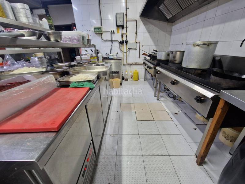 Foto ab1491fe-86d1-4a8f-8846-518c9f152425. Local comercial a San Pedro de Deusto - La Ribera Bilbao