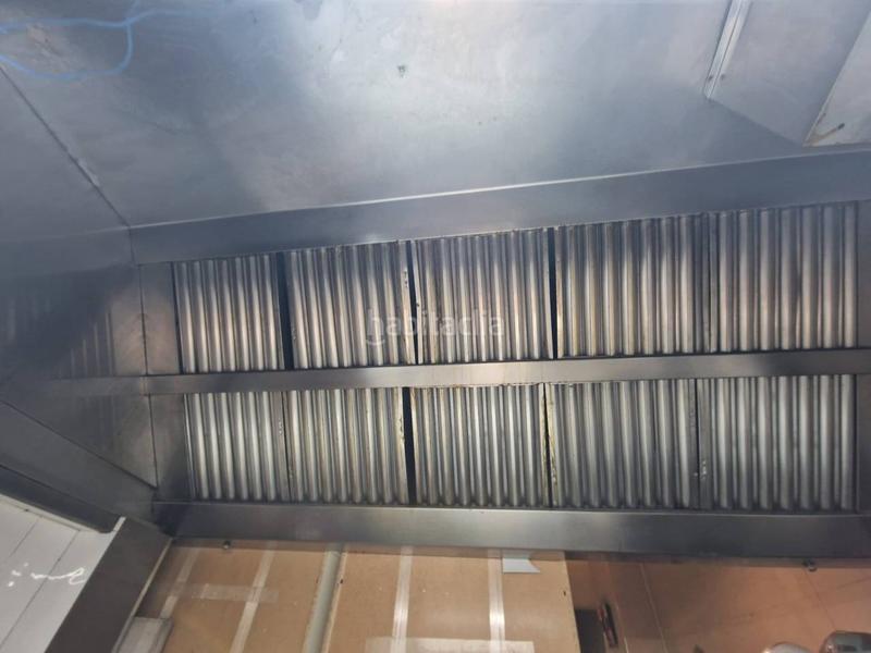 Foto c72fe620-af81-45f1-9e70-c82f62122385. Local comercial a San Pedro de Deusto - La Ribera Bilbao