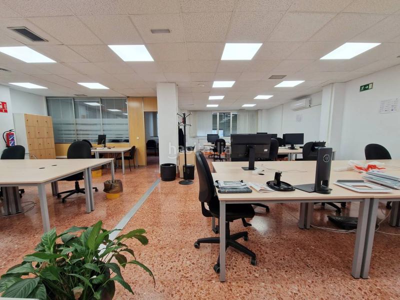 Foto cf326cfc-d201-499b-97f6-d89bd53fa228. Rent office space with heating in Sabino Arana-Jesuitas Bilbao