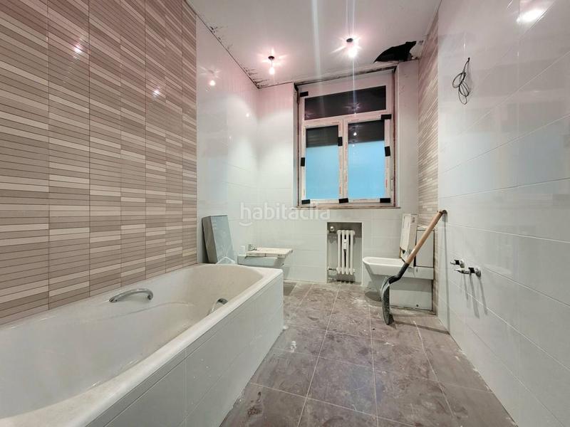 Foto b1c10fd0-5d98-4a9f-b391-1c7109adcc19. Etagenwohnung mit heizung parking in Castaños - Begoñaibarra Bilbao