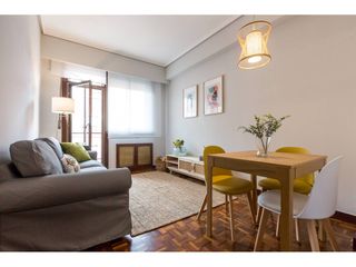 Rent Flat  Calle general salazar. Piso en alquiler en amézola para estudiantes