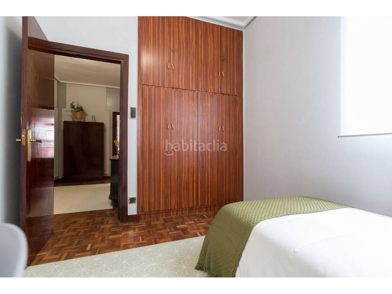 Foto 6575fe7a-227a-42e8-8e96-4b0de7958899. Rent flat with heating in Ametzola Bilbao