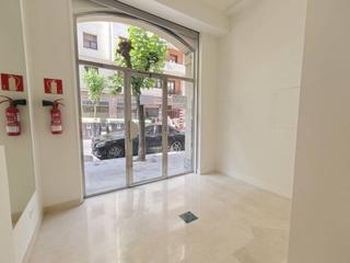 Local commercial  Licencido poza. Alquiler de local comercial en bilbao  indautxu