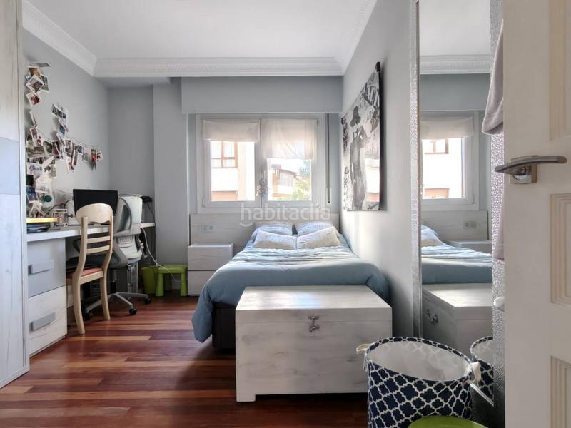 Foto 996f26f0-57c2-42cc-b869-4a7d42529f13. Flat with heating parking in santa maría de Getxo Getxo