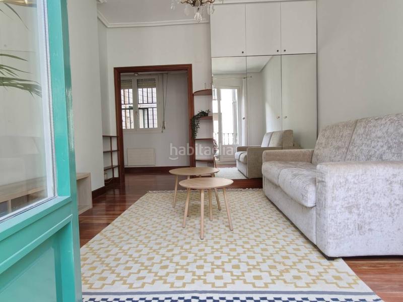 Foto 2f33a671-c314-4f82-9f25-67cf7fe4b317. Rent flat with heating in Casco Viejo Bilbao