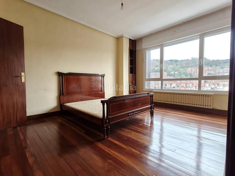 Foto 12cf3072-f54d-4a2a-b37c-d1581dd0f900. Flat with heating parking in Ensanche - Moyua - Diputación Bilbao