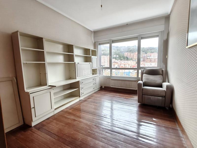 Foto 6a9c445e-eb57-44fd-80d2-0ba7cff90dde. Flat with heating parking in Ensanche - Moyua - Diputación Bilbao