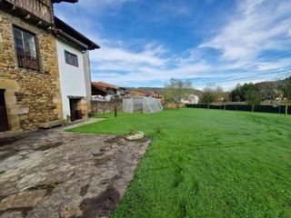 Casa adossada  Calle portilla. Casa adosada a reformar en venta en liendo