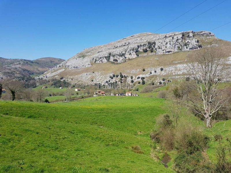 Foto 3dd88447-f9de-4147-a163-88b555dae50d. Finca rústica a Ruesga