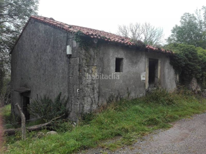 Foto 46e50f44-3bcb-4384-833a-04a5f57f6696. Finca rústica a Ruesga